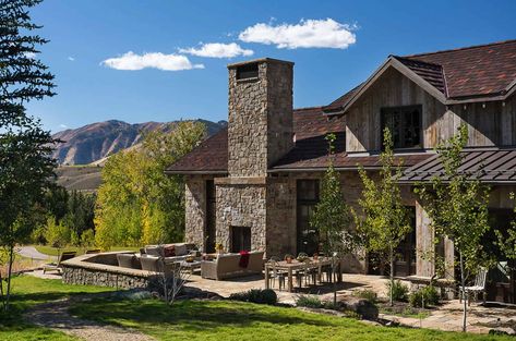 Mountain rustic home with a modern twist boasts glorious views in Idaho Fireplace Mountain Home, Mountain Rustic Home, Sun Valley Idaho, Modern Mountain Home, Mountain Living, Standing Seam, Mountain Modern, Rustic Theme, Mountain Homes