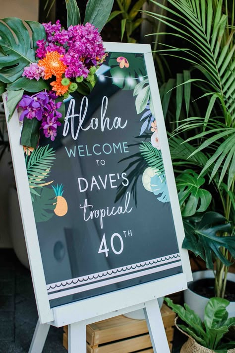 Tropical Luxe, Tropical Theme Party, Hawaiian Party Theme, Sunset Party, Tropical Birthday Party, Aloha Party, Tropical Party Decorations, Luau Theme Party, Hawaiian Birthday Party