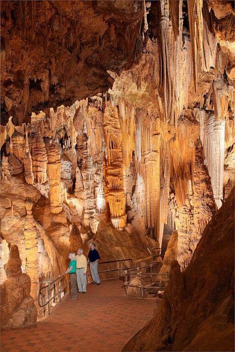 But perhaps the most incredible aspect of the entire caverns is its cool temperature. Luray Caverns Virginia, Underground Cavern, Shenandoah Virginia, Luray Caverns, Brick Walkway, Underground World, Virginia Travel, Summer Heat, Weekend Trips