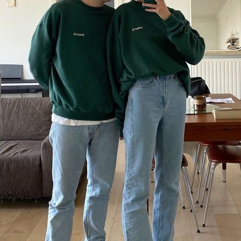 Matching Outfits Couples Aesthetic, Matching Clothes Couple Aesthetic, Matching Couple Outfits Winter, Matching Outfits For Couples Aesthetic, Coordinating Outfits For Couples, Couple Outfits Matching Casual, Matching Couple Outfits Aesthetic, Couple Clothes Matching Outfits, Matching Outfits For Couples Casual