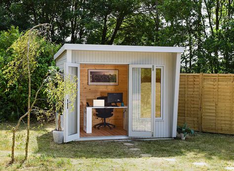 Classic Garden Office by Crane Garden Buildings-4 Garden Office Interior, Office Interior Ideas, Garden Office Ideas, Small Garden Office, Studio Home Decor, Office Shed, Garden Offices, Shed Office, Garden Pods