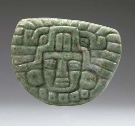 New Discovery Suggests That Maya Elites Danced Wearing As Much As 25 Pounds of Jade Jewelry | Ancient Origins Maya Civilization, Maya Art, Mayan Art, Face Pendant, Ancient Mayan, Art Ancien, Ancient Origins, Jade Jewelry, Mural Painting