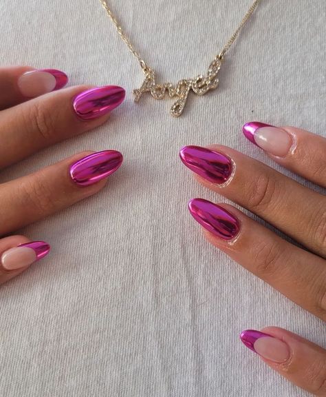 35  Chrome Nails Ideas To Slay Your Next Mani (white, pink, blue..) Nail Chrome Pink, Pink Glaze Nails, Hot Pink Metallic Nails, Pink Metallic Nail Designs, Pink Chrome French, Hot Pink Chrome, Crome Pink Nails, Summer Chrome Nails 2024, Crome Pink Nail