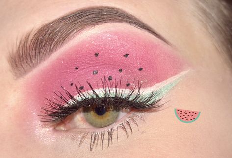 Watermelon Eyeshadow, Aqua Makeup Look, Watermelon Makeup, Eyes References, Every Day Makeup, Fruit Watermelon, Essie Nail Colors, Makeup 2017, Day Makeup Looks