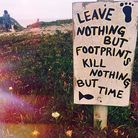 Leave Nothing But Footprints, Hippie Quotes, Drømme Liv, Hippie Lifestyle, Hippie Aesthetic, Estilo Hippy, Happy Hippie, Hippie Life, Hippie Love