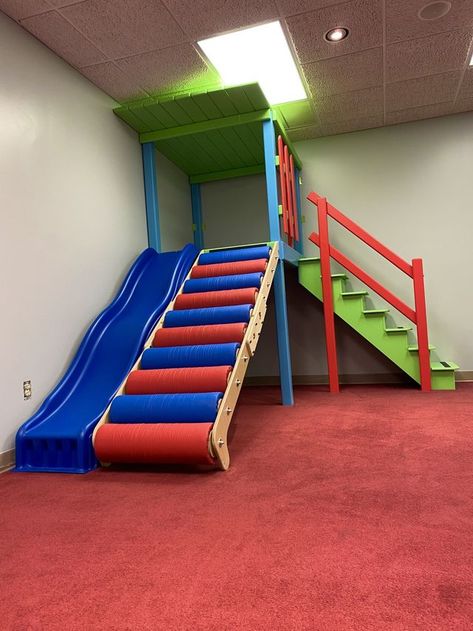 Garage Sensory Gym, Underwater Sensory Room, Sensory Indoor Playground, Playroom Gym Ideas, Diy Sensory Gym, Sensory Gym Ideas, Home Sensory Gym, Sensory Playroom At Home, Sensory Gym At Home