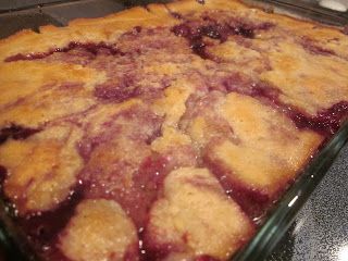 Just made this tonight with my mom. Excellent recipe, even though the blogger who adapted it from Paula Deen's peach to blackberry is a red raider. Southern Blackberry Cobbler, Blackberry Peach, Berry Cobbler Recipes, Blackberry Cobbler Recipe, Cobbler Recipes Easy, Creamy Fruit Salads, Blackberry Recipes, Berry Cobbler, Blackberry Cobbler