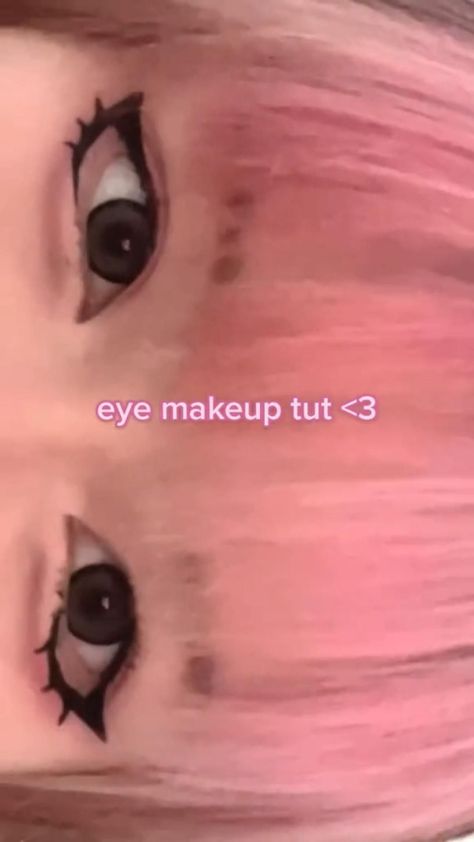 Anime Kawaii Eye Makeup Tutorial Dolly Eye Makeup, Kawaii Eye Makeup, Kawaii Makeup Tutorial, Rin Cosplay, Makeup Contouring, Asian Makeup Tutorials, Mekap Mata, Anime Eye Makeup, Pastel Goth Art