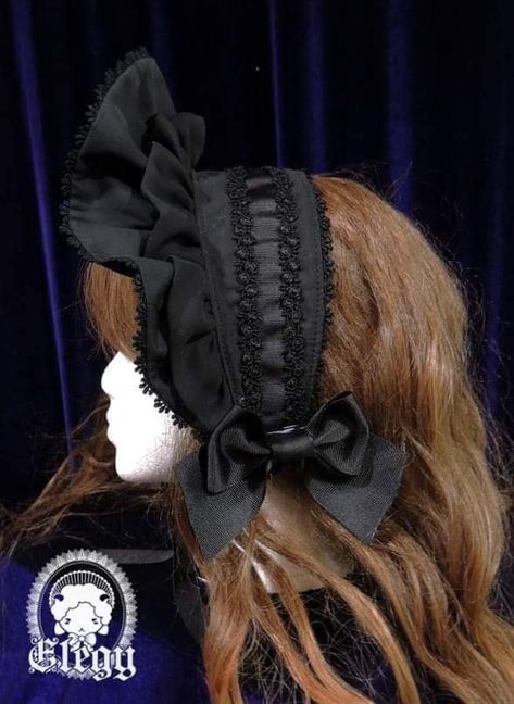 Black Bonnet Aesthetic, Different Types Of Lace, Black Victorian Dress, Victorian Bonnet, Black Bonnet, Victorian Accessories, Lace Bonnet, Types Of Lace, Bonnet Hat