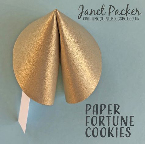 Crafting Quine: How to Make Paper Fortune Cookies Origami Fortune Cookie, Fortune Cookies Diy, Candy Bar Cards, Paper Fortune Cookies, Fortune Cookie Messages, Chinese New Year Activities, New Year Diy, Cookie Craft, Chinese New Year Crafts