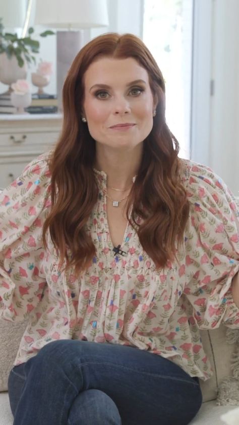 Sweet Magnolias Show Outfits, Joanna Garcia Swisher Hair, Sweet Magnolias Show, Joanna Garcia Swisher, Show Outfits, Joanna Garcia, Sweet Magnolias, Southern Fashion, Sweet Magnolia