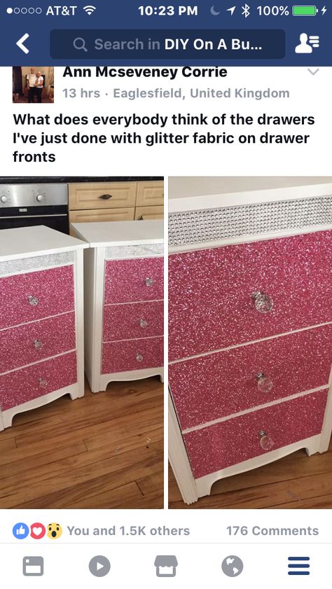 Diy Dresser Makeover Paint Girly, Girls Room Ideas Diy, Glitter Furniture Diy, Glitter Room Ideas Bedrooms, Glitter Dresser, Bling Room, Diy Princess Room, Bling Bedroom, Nightstand Diy