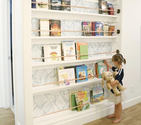 Nursery Bookshelf, Kids Library, Playroom Design, Book Storage, Toy Rooms, Book Shelf, Kids Storage, Kids Playroom, Kid Spaces