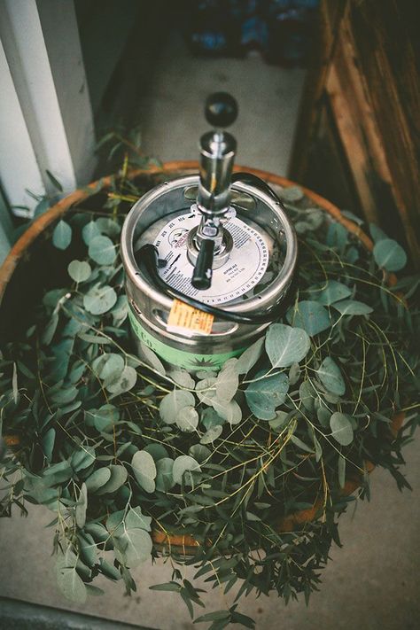 Backyard Wedding Decor Ideas, Backyard Wedding Decor, Cheap Backyard Wedding, Backyard Wedding Photography, Bohemian Backyard, Outdoor Bridal Showers, California Backyard, Backyard Reception, Bohemian Wedding Decorations