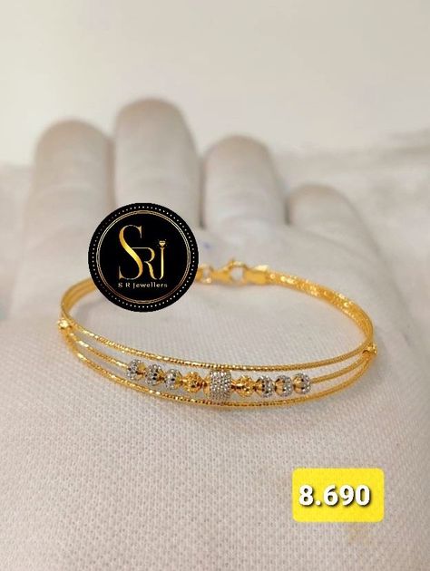 Dubai Gold Jewelry Bracelets, Dubai Gold Bangle Bracelet, New Model Bangles Gold, Dubai Gold Bracelet Design, Gold Bracelet For Women Dubai, Simple Gold Bangles Indian, Daily Wear Gold Bracelet For Women, Golden Bracelet For Women, Gold Bangles Design Daily Wear Latest