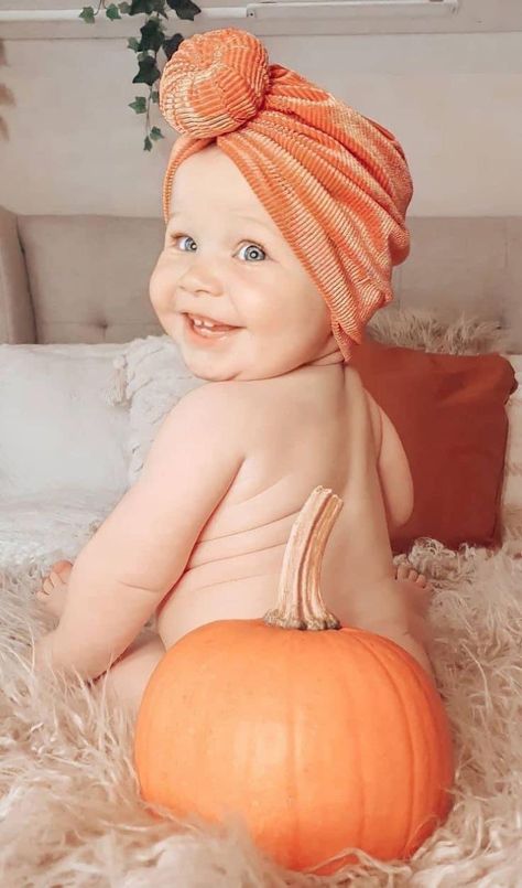 October Baby Pictures, Fall Baby Photoshoot Ideas, Baby Halloween Pictures, 8months Baby Photoshoot, Baby Pumpkin Patch Pictures, October Baby Photoshoot, 8 Months Photoshoot Ideas, Fall Infant Photoshoot, Fall Baby Picture Ideas