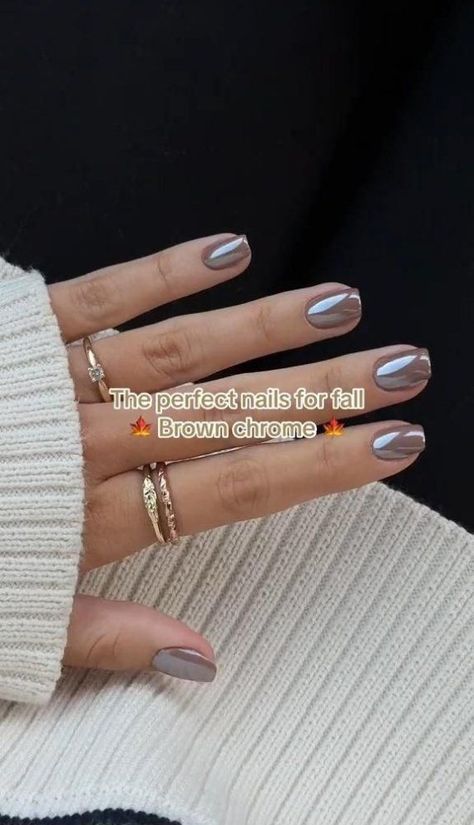 Chrome Fall Nails Inspo Fall Nails With Pearl Chrome, Dip Nail Fall Ideas, Fall Nail Chrome, Maple Glazed Donut Nails, Thanksgiving Dip Powder Nails, Fall Nail Colors With Chrome, Light Brown Nails With Chrome, Taupe Nails With Chrome, Thanksgiving Chrome Nails