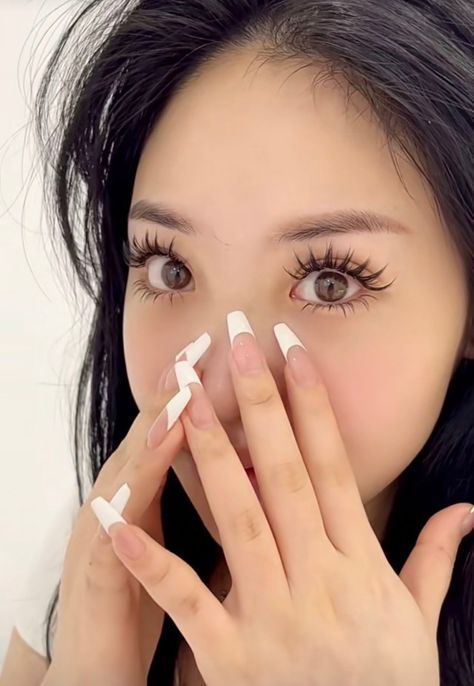 Volume Manga Lashes, Eyelash Extensions Doe Eye, Eyelash Extensions Anime Style, Anime False Lashes, Doe Eyelash Extensions, Manga Lashes Extensions, Anime Lash Extensions, Doe Eye Makeup, Anime Lashes