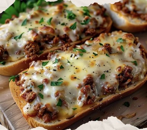 Cheesy Garlic Bread Sloppy Joes Garlic Bread Sloppy Joes, Italian Garlic Bread, Mozzarella Recipes, Sloppy Joes Recipe, Jamie Oliver Recipes, Cheesy Garlic Bread, Beef Casserole Recipes, Hamburger Recipes, Awesome Recipes