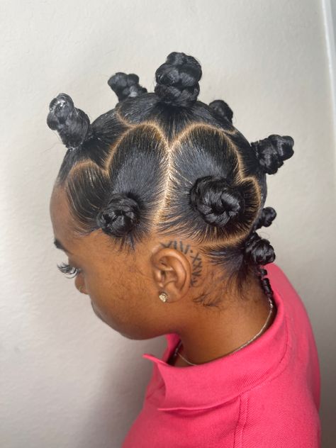 Heart ⚡️⚡️ Knots inspired for her heart photo shoot Heart Part Hairstyle Natural Hair, Heart Bantu Knot, Valentines Day Hairstyles Black Women Natural, Heart Natural Hairstyles, Heart Hair Part, Heart Part Braids, Heart Part Hairstyle, Knots Hairstyle Black, Natural Hairstyles For Black Teens