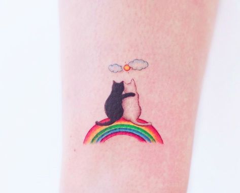 Rainbow Dog Tattoo, Cat Tattoo Colorful, Rainbow Cat Tattoo, Rks Tattoos, Memorial Cat Tattoos, Angel Cat Tattoo, Nala Tattoo, Rainbow Tattoo Ideas, Dainty Cat Tattoo