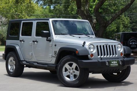 2010 Jeep Wrangler Unlimited $23995 http://www.selectjeeps.com/inventory/view/9343641 Silver Jeep Wrangler Unlimited, Silver Jeep Wrangler, Silver Jeep, League City Texas, 2010 Jeep Wrangler, Jeep Car, Wrangler Unlimited, Cars 3, Jeep Wrangler Unlimited