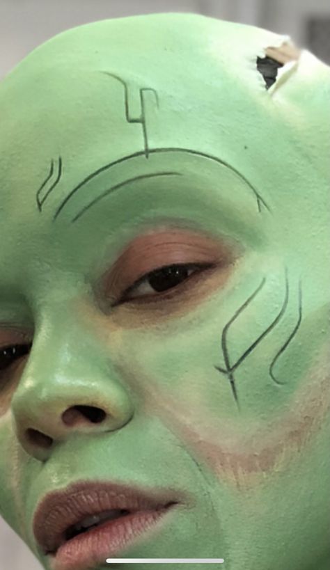 Gamora Makeup Tutorial, Gamora Makeup, Gamora Cosplay, Gamora Costume, Gamora Guardians, Redhead Art, Halloween Makeup Pretty, Halloween Makeup Easy, Makeup Obsession