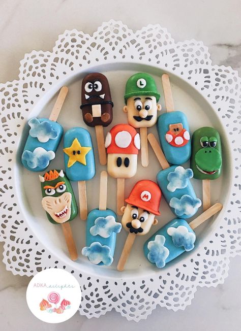 Mario Cakesicles, Cake Popsicles Ideas For Birthday, Cake Sicles, Mario Brother, Mario Bros Birthday Party Ideas, Sweets Art, Popsicles Cake, Cake Popsicles, Donut Decorating Ideas