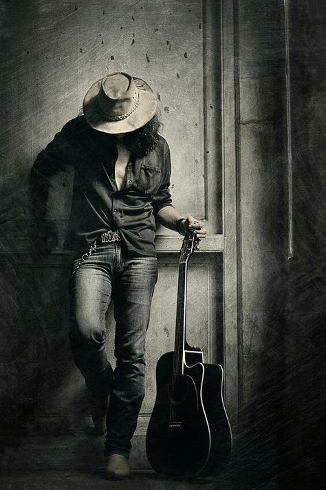 Guitar Players Photography, Guitarist Photography, Guitar Portrait, Music Photoshoot, Band Photoshoot, Musician Portraits, Musician Photography, Black And White People, Guitar Photos