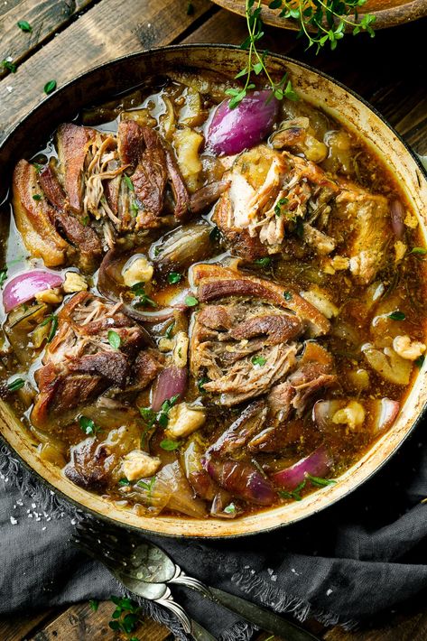 This braised pork recipe is a flavor-packed pork dish braised in apple cider and chicken stock until fork tender. We also add some fresh herbs, roasted garlic and onions for even more rich flavor. #porkbutt #porkshoulder #braisedpork #porkrecipe Apple Cider Braised Pork, Cider Braised Pork, Braised Pork Shoulder, Apple Pork, Ground Beef And Potatoes, Basil Recipes, Beef And Potatoes, Quick Dinners, Pork Recipe