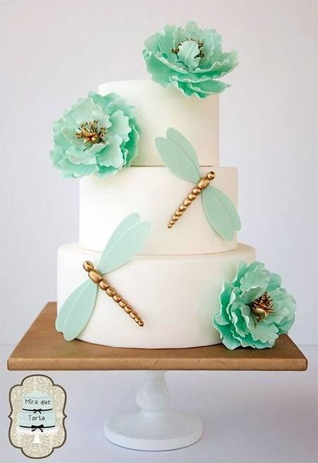 Dragonfly Cake, Dragonfly Wedding, Wedding Cake Peonies, Cake Wrecks, Traditional Wedding Cakes, Tiered Cake, Unique Wedding Cakes, Wedding Cake Inspiration, Mod Wedding