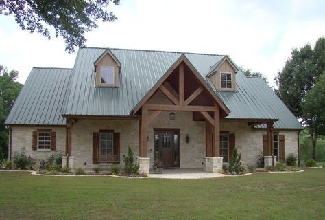 We love the Texas Hill Country, and home designs inspired by the area! European Barndominium, Rustic Ranch House Exterior, Barndo Exterior, Metal Roof Houses, Hill Country Homes, Brick Ranch, Metal Roofing, Large House, Metal Building Homes