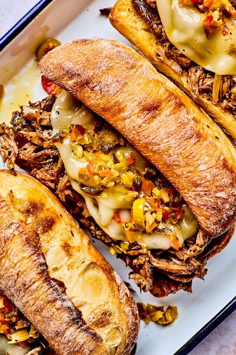 Crockpot Beef Sandwiches, Slow Cooker Beef Sandwiches, Italian Beef Sandwiches Crockpot, Cooked Sandwiches, Crockpot Italian Beef, Slow Cooker Italian Beef Sandwiches, Italian Beef Crockpot, Italian Dip, Italian Beef Sandwich