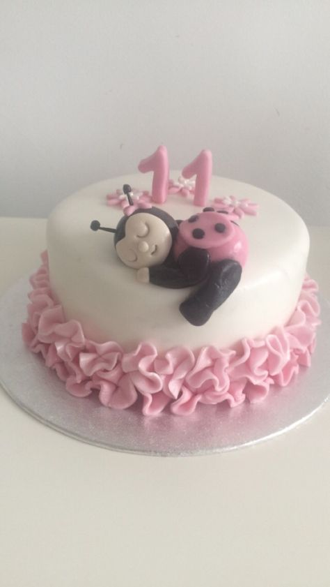 11 month old pink lasybug cake to celebrate my baby”s 11 months of life #calizaskitchencakes Half Birthday Cakes, Ladybug Cakes, Ladybug Cake, Owl Cakes, Owl Cupcakes, Cinderella Cake, Fruit Arrangements, Half Birthday, Edible Arrangements