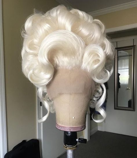 Loma Prietta on Instagram: "Classic blonde stacked drag updo for @francieblond 💫 ✨ . Wig commissions are currently open! Shipping nationally within the US, DM to place a custom order! 🤩 . #dragwig #dragwigs #draghair #vintagehair #70shair #50shair #dragqueenwigs #dragqueenhair #styledwig #wigstylist #lacewigs #lacefrontwig #lacefront #instadrag" Drag Updo Wigs, Blonde Updo Wig, Blonde Drag Wig, Drag Hairstyles, Wig Updos, Straight Wig Hairstyles, Updo Wigs, Big Wigs, Wig Updo