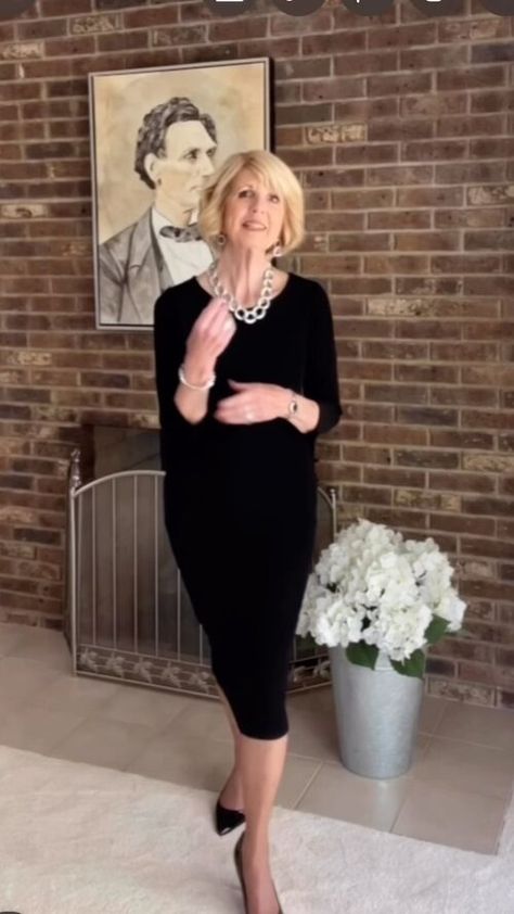 Life in My 70s Fashion For 70 Year Old Women, Ageless Style Over 70, Fashion Over 60 Aging Gracefully Classy, 70 Year Old Women Fashion, Over 70 Womens Fashion, How To Dress In Your 70's, Cocktail Attire For Women, 70 Year Old Women, Classic Outfits For Women