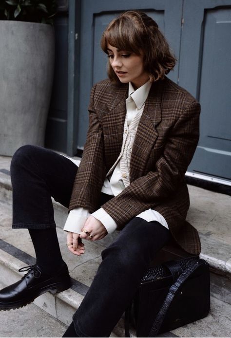 Mode Style Anglais, Alice Catherine, Academia Outfits, Academia Style, British Outfits, Looks Chic, Mode Inspiration, Work Fashion, Fall Winter Outfits