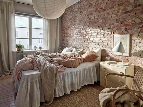 13 Exposed Brick Bedroom Ideas for a Subtle Industrial Style Brick Wall Bedroom Aesthetic, Brick In Bedroom, Faux Brick Wall Bedroom, Bedroom With Brick Wall, Brick Wall Bedroom Ideas, Brick Bedroom Ideas, Exposed Brick Apartment, Exposed Brick Bedroom, Brick Wall Bedroom