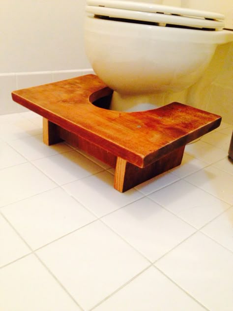 Potty Stool, Squatty Potty, Wood Toilet, Car Diy, Step Stools, Old Barn Wood, Wood Projects That Sell, Into The Wood, Baby Legs