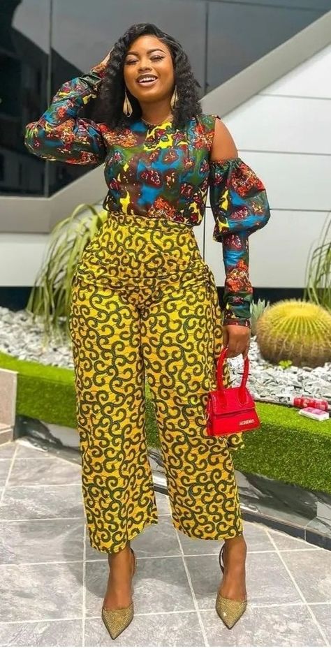 Jam Suit For Ladies, Jam Suit, Suit For Ladies, Ankara Trousers, Chic Dress Classy, African Inspired Clothing, African Fashion Ankara, African Clothing Styles, Classy Casual Outfits