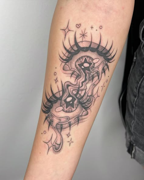 Cool Tats Creative Women, Out Of Sight Out Of Mind Tattoo, Leg Tattoos Women Simple, Moth With Eyes Tattoo, Creative Tattoo Ideas Meaningful, Whimsy Goth Tattoo, Whimsigoth Drawing, Sleeve Tats For Women, Sui̇ci̇deboys Tattoos Ideas