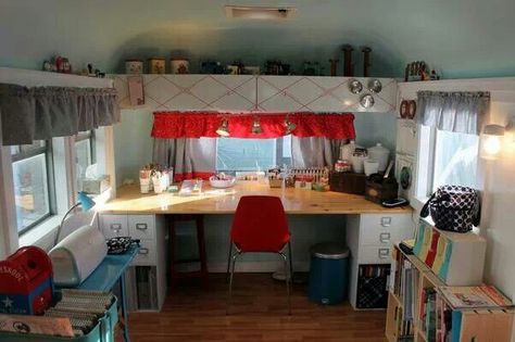 Turn your rv into a craft studio Craft Camper, Craft Trailer, Scrapbooking Rooms, Scrapbook Rooms, Craftroom Storage, Scrapbooking Room, Camper Redo, Attic Ideas, Craft Spaces