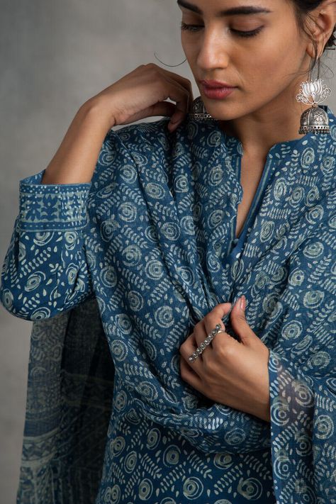 Women's Clothing Online - Buy Handmade & Handcrafted Women's Clothing | Farida Gupta Cotton Suits For Women Indian Casual, Indigo Kurti Designs, Suits For Women Indian Casual, Suits For Women Indian, Farida Gupta, Salwar Pattern, Kurta For Women, Casual Indian Fashion, Printed Dupatta