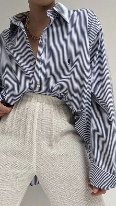 Blue Shirt Outfits Women, Blue Shirt Women Outfit, Ralph Lauren Shirt Outfit, Blazer Outfits For Women Classy, Striped Blouse Outfit, Aesthetic On A Budget, Blue Striped Shirt Outfit, Ralph Lauren Shirt Women, Outfits With Striped Shirts