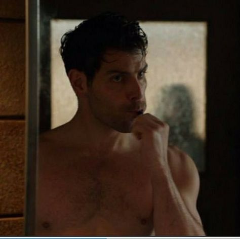 Grimm Tv Series, Grimm Tv Show, Nick Burkhardt, David Giuntoli, Grimm Tv, Sasha Roiz, Grimm, American Actors, Detective