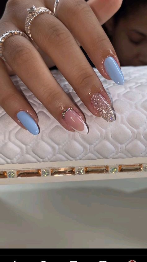 Nails Inspo Blue, Indian Nails, Kylie Nails, Cherry Blossom Nails, Asian Nails, School Nails, Nail Art Ideas, Chic Nails, Fancy Nails