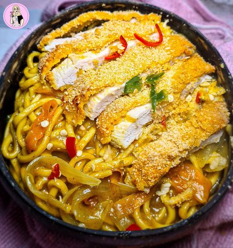 Curry Noodle Bowl, Chicken Katsu Curry Recipe, Katsu Curry Recipe, Cajun Chicken Breast, Chilli Beef Recipe, Katsu Curry Recipes, Crispy Chilli Beef, Slimmers World Recipes, Katsu Recipes