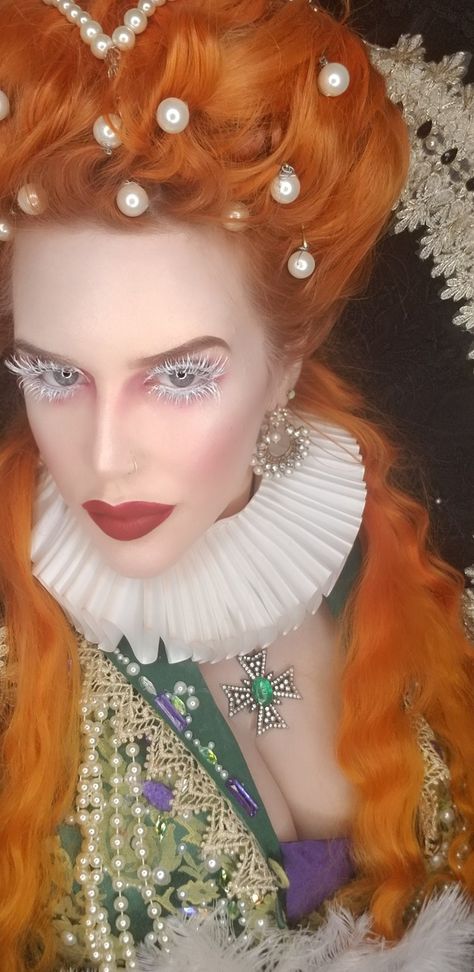 Queen Elizabeth I Costume Diy, Queen Elizabeth Makeup, Queen Elizabeth 1 Costume, Queen Costumes For Women, Queen Elizabeth Costume, Elizabeth Ii Quotes, Elizabeth The 1st, Elizabeth Costume, Queen Elizabeth The 1st