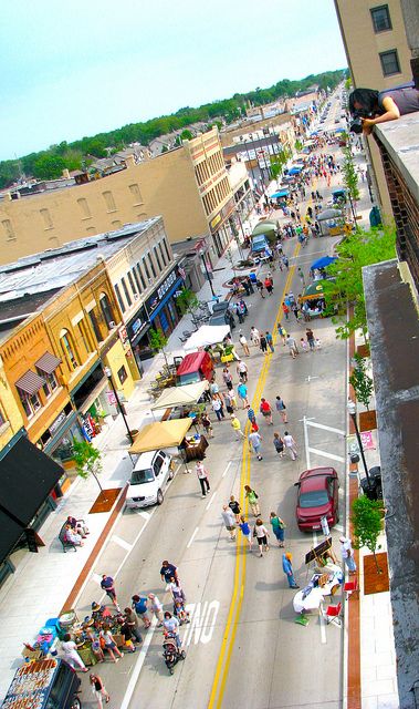 500 block - roof of Wagner Opera House Bldg by Oshkosh BID, via Flickr Oshkosh Wisconsin, Midwest Emo, Wisconsin Travel, Our Town, Heaven On Earth, Travel Around The World, Travel Around, Wisconsin, Travel Usa