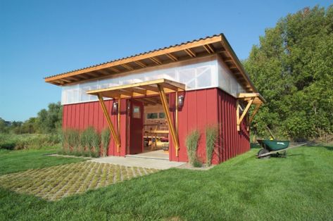 Family Handyman Shed Plans | The interior looks a little lacking, but after all, it is a work shed. Shed Roof Design, Plan Garage, Workshop Shed, Wood Shed Plans, Studio Shed, Modern Shed, Backyard Studio, Houses Plans, Storage Shed Plans